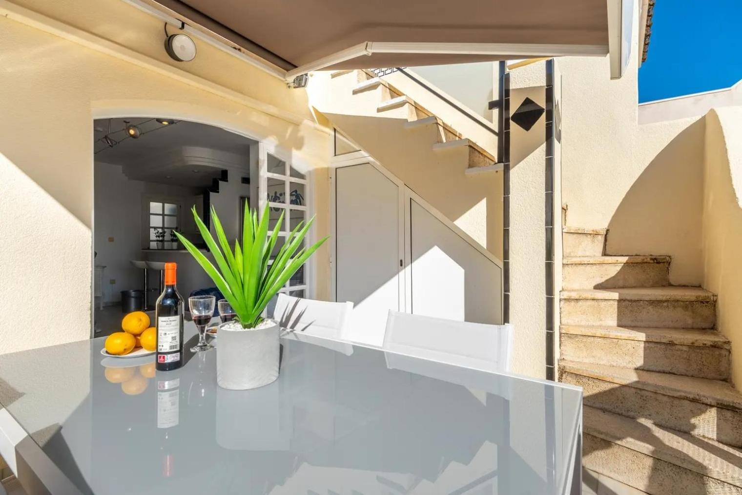Amazing Penthouse On The Beach, Sea Views, Wifi, Airconditioning And Parking Torrevieja Exterior photo
