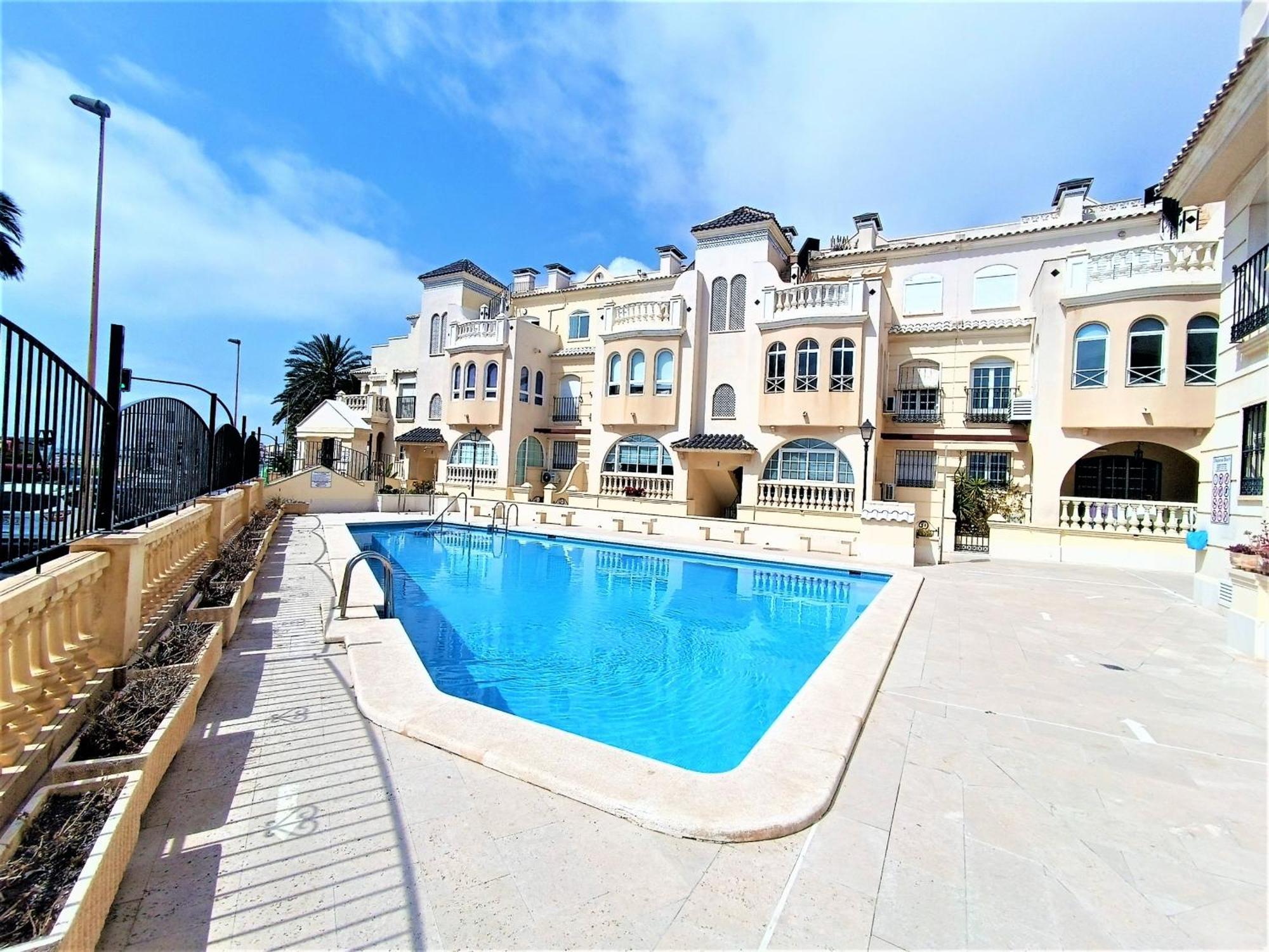 Amazing Penthouse On The Beach, Sea Views, Wifi, Airconditioning And Parking Torrevieja Exterior photo