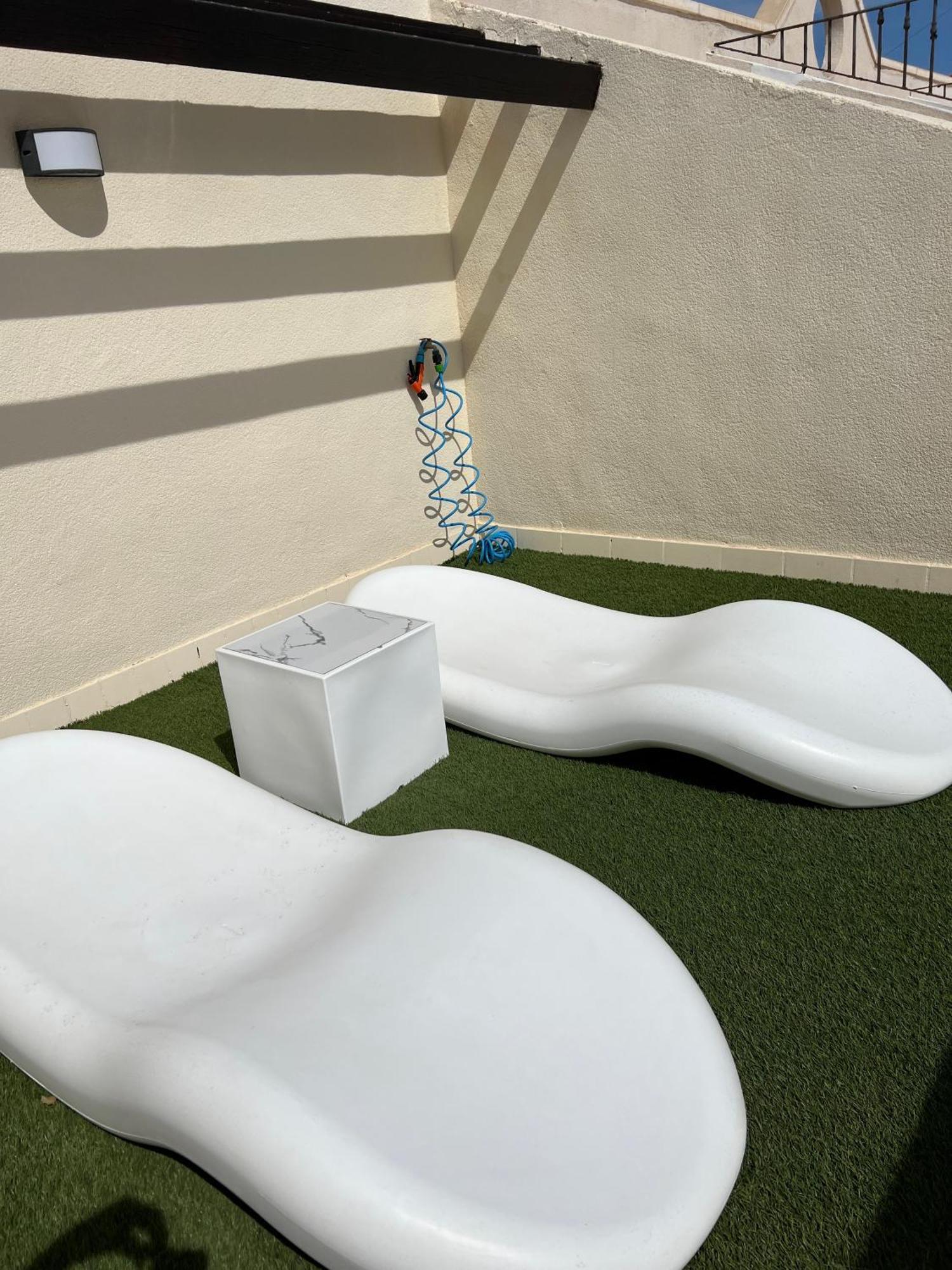 Amazing Penthouse On The Beach, Sea Views, Wifi, Airconditioning And Parking Torrevieja Exterior photo